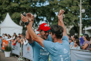 乐鱼体育在线登录-“全力奔跑！武汉马拉松激烈角逐中”